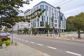 Świętojańska Studio Gdynia by Renters