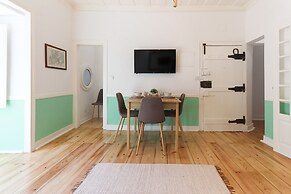 Castelo Premium II by Homing