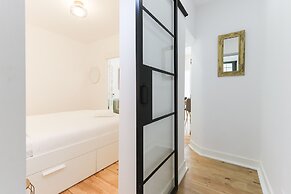 Castelo Premium II by Homing