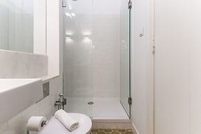 Alfama Deluxe by Homing