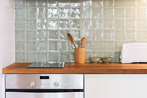 Alfama Deluxe by Homing