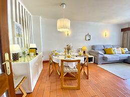 Vilamoura Charming With Pool by Homing