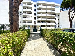 Vilamoura Charming With Pool by Homing