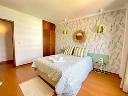 Vilamoura Charming With Pool by Homing