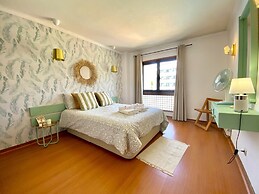 Vilamoura Charming With Pool by Homing