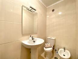 Vilamoura Charming With Pool by Homing