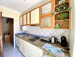 Faro Airport Flat 7 by Homing