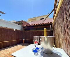 Faro Airport Flat 7 by Homing