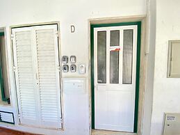 Faro Airport Flat 7 by Homing