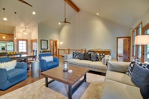 Pool Access, Deck & Boat Slip: Monkey Island Oasis