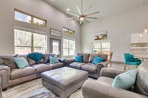 Modern Canyon Lake Vacation Home w/ Furnished Deck