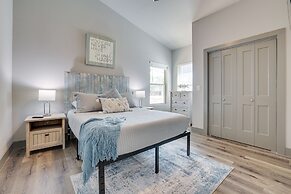 Modern Canyon Lake Vacation Home w/ Furnished Deck