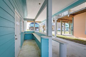 Steps to Ocean: Home w/ Deck in Crystal Beach!