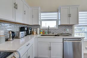 Steps to Ocean: Home w/ Deck in Crystal Beach!