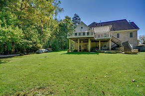 High Point Vacation Rental w/ Private Deck!