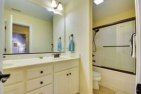 High Point Vacation Rental w/ Private Deck!