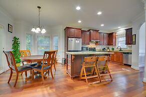 High Point Vacation Rental w/ Private Deck!