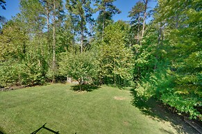 High Point Vacation Rental w/ Private Deck!