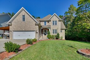 High Point Vacation Rental w/ Private Deck!