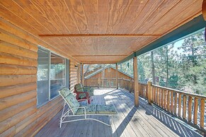 Quaint Big Bear Home w/ Hot Tub: 4 Mi to Skiing!