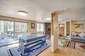 Quaint Big Bear Home w/ Hot Tub: 4 Mi to Skiing!