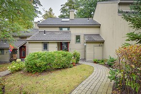 Gilford Townhome w/ Lakefront Beach & Pool Access!