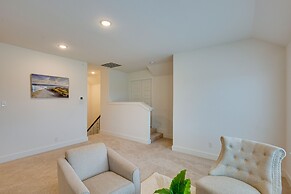 Pet-friendly Fate Home w/ Yard & Fireplace!