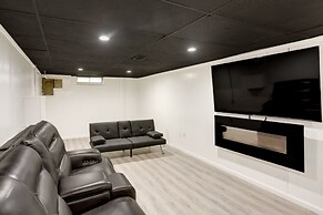 Pet-friendly Lorain Retreat w/ Fenced Yard!