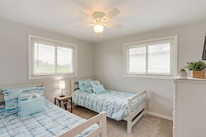 Pet-friendly Lorain Retreat w/ Fenced Yard!