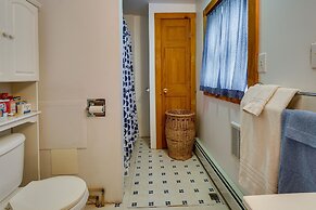 Cozy Adirondack Cabin Retreat in West Chazy!