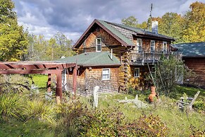 Private Yard & Deck: Adirondack Cabin Retreat!