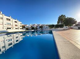 Albufeira Harmony With Pool by Homing