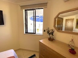 Vilamoura Central 7 With Pool by Homing