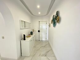 Albufeira Crystal by Homing