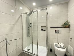 Albufeira Crystal by Homing