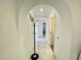 Albufeira Crystal by Homing