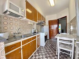 Quarteira Beach Apartment by Homing