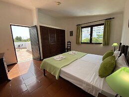 Albufeira Vintage Design Villa With Pool