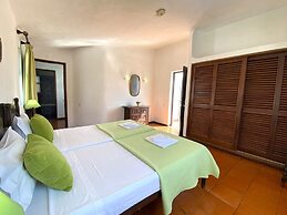 Albufeira Vintage Design Villa With Pool