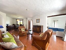 Albufeira Vintage Design Villa With Pool