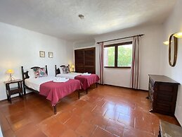 Albufeira Vintage Design Villa With Pool