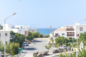 Phaedrus Living Byzantium Modern City Flat