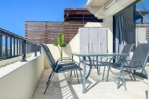 Phaedrus Living Byzantium Modern City Flat