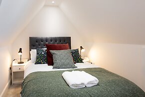 Central Flats in Cardiff with Parking