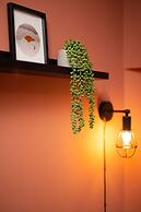 Central Flats in Cardiff with Parking