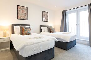 Central Flats in Cardiff with Parking