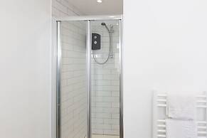 Central Flats in Cardiff with Parking