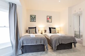 Central Flats in Cardiff with Parking