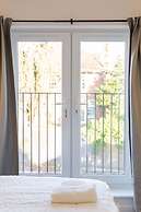 Central Flats in Cardiff with Parking