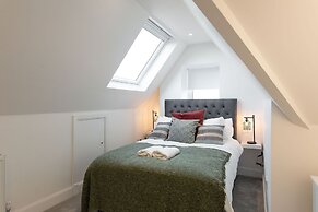 Central Flats in Cardiff with Parking